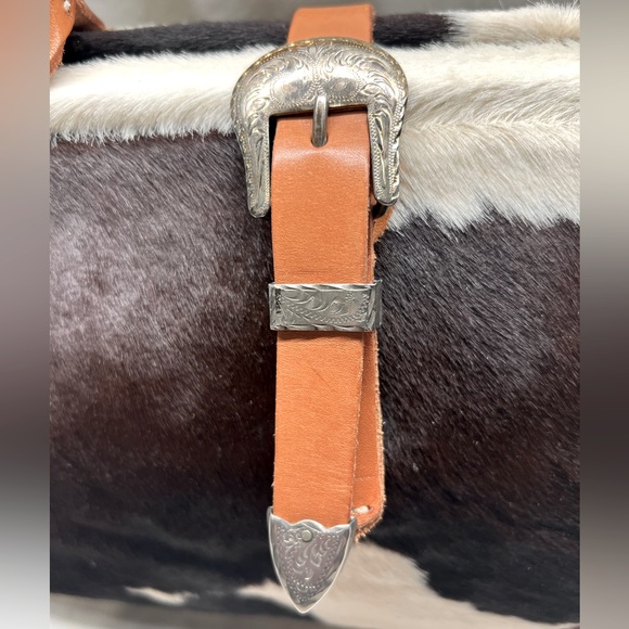 Circle Y of Yoakam - B/W Cowhide Putse. Handmade - Picture 2 of 11